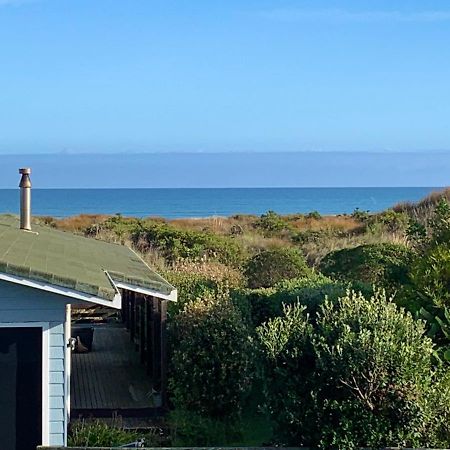 Sand Dunes Retreat Villa Otaki Beach Exterior photo